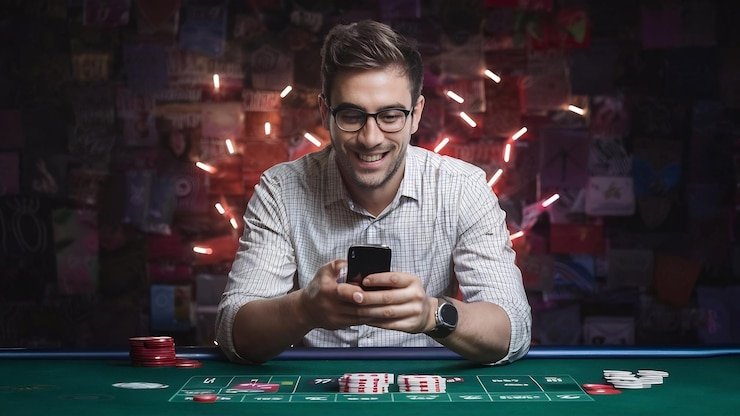 Antarmuka aplikasi mobile dora hoki menampilkan meja blackjack langsung dengan dealer profesional